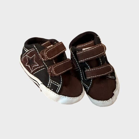 Baby Converse Shoes Size 3 - Picture 2 of 5